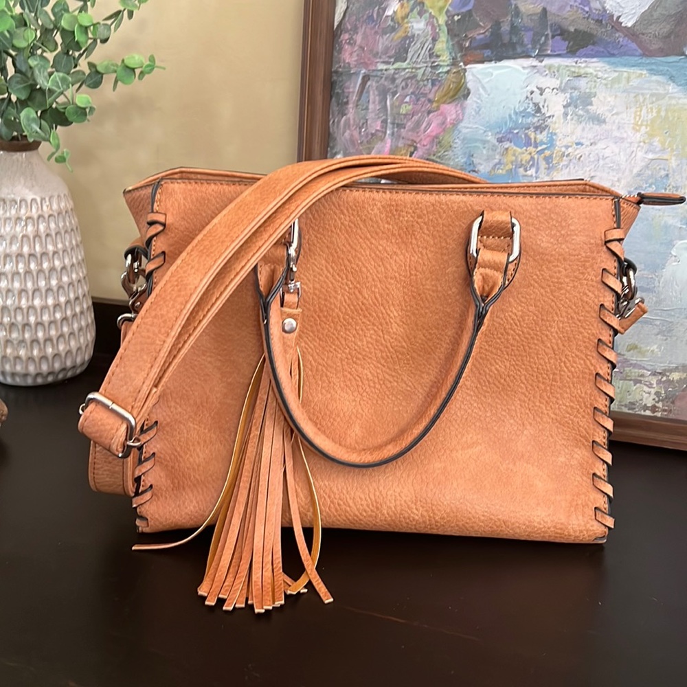 Concealed carry purse with keys